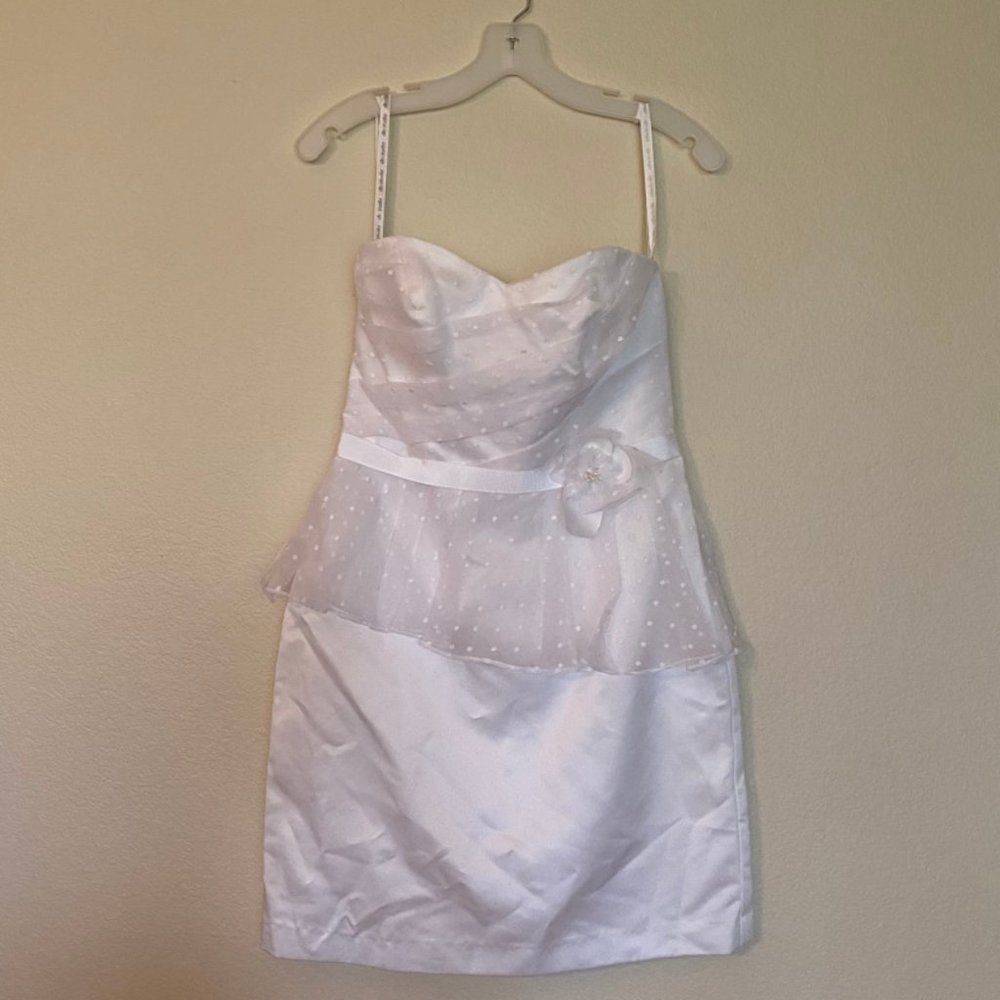 db studio Short White Modern Wedding Dress